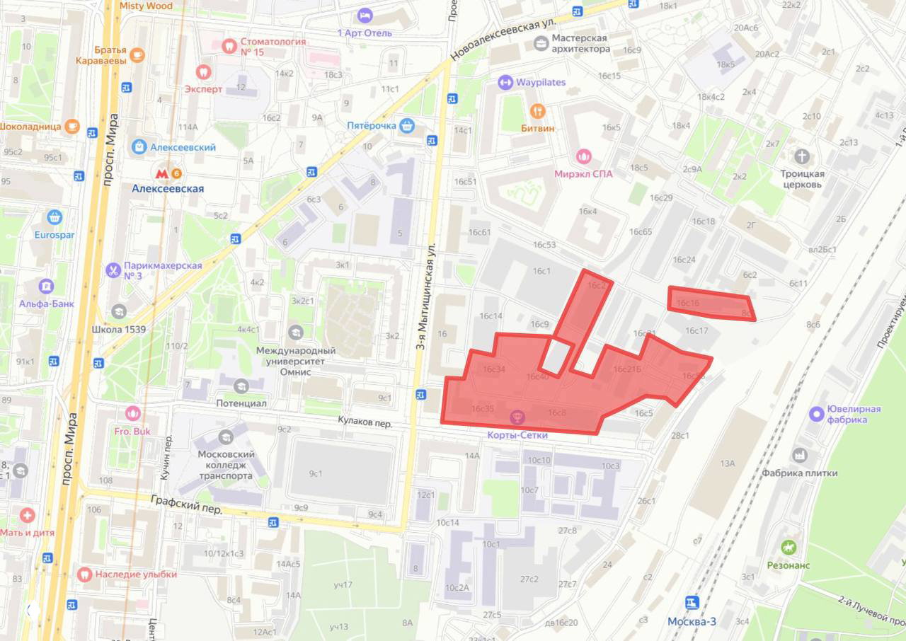 Карта с выделенной красным границей участка на 3‑й Мытищинской улице в Алексеевском районе Москвы, показывающая очертания зоны проекта.