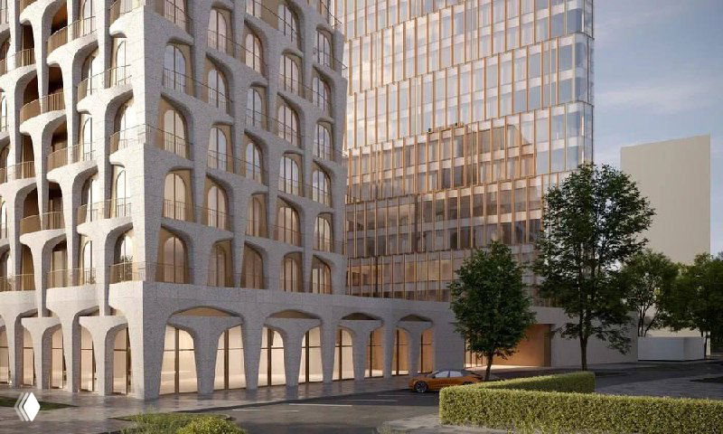 Крупный план рендера жилого корпуса: арочные фасадные решения, террасы и панорамные окна, деревья во внутреннем дворе на фоне корпуса.