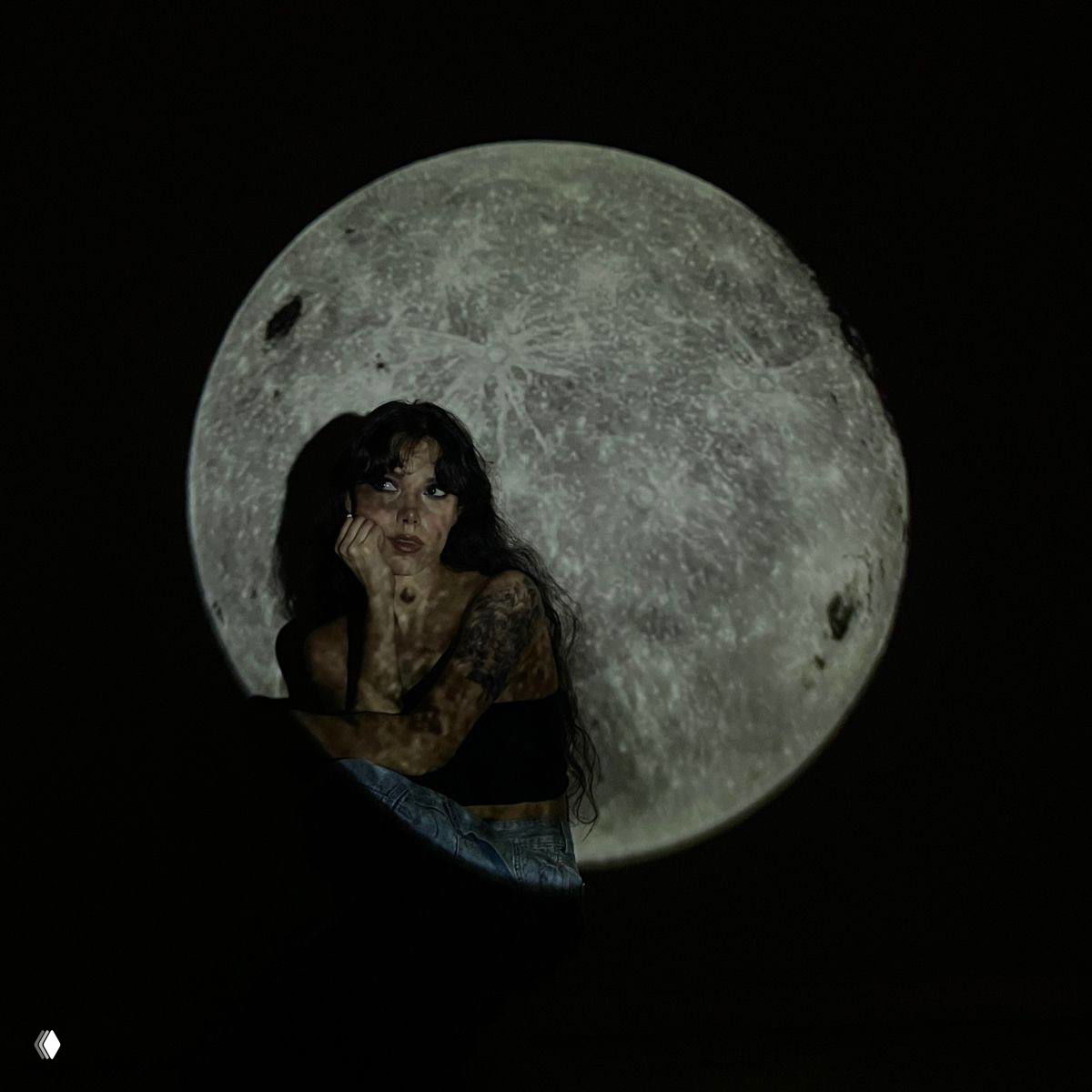 Полнолуние (Суперлуние) в Тельце 5 ноября 2025