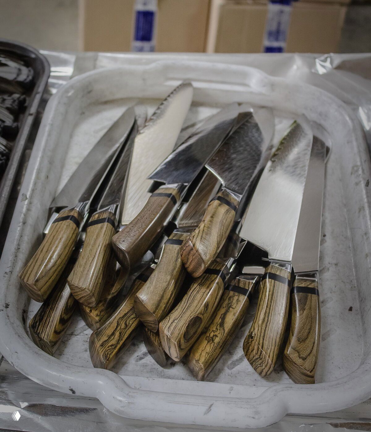 Ещё 7 наборов кухонных ножей из дамасской стали