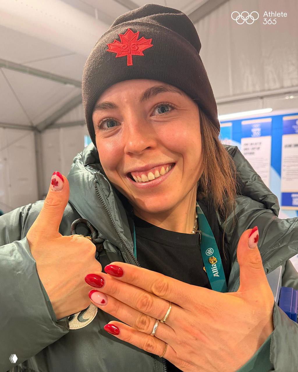 Маникюр спортсменок на Олимпиаде в Милане