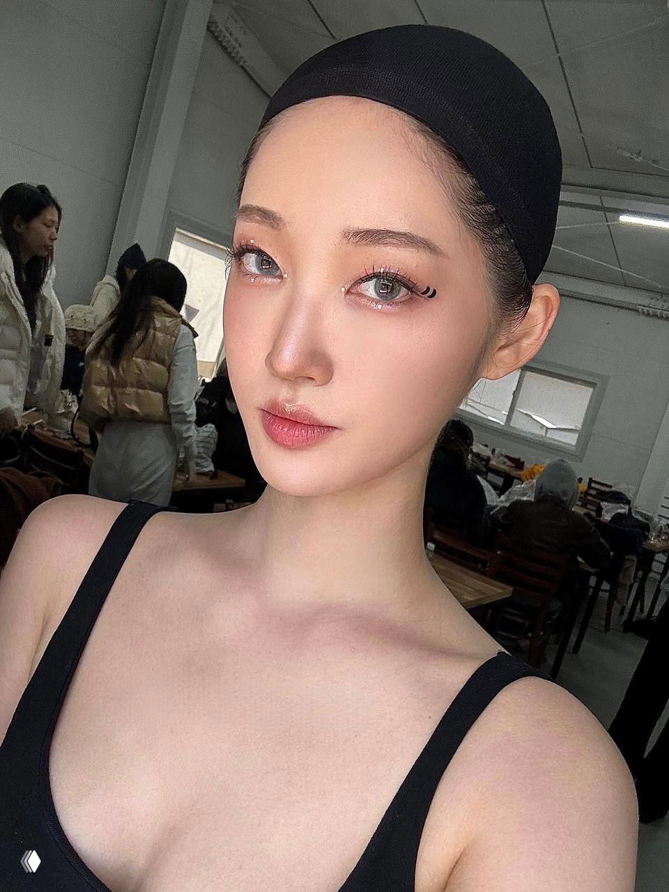 Just Makeup — корейская программа о визажистах