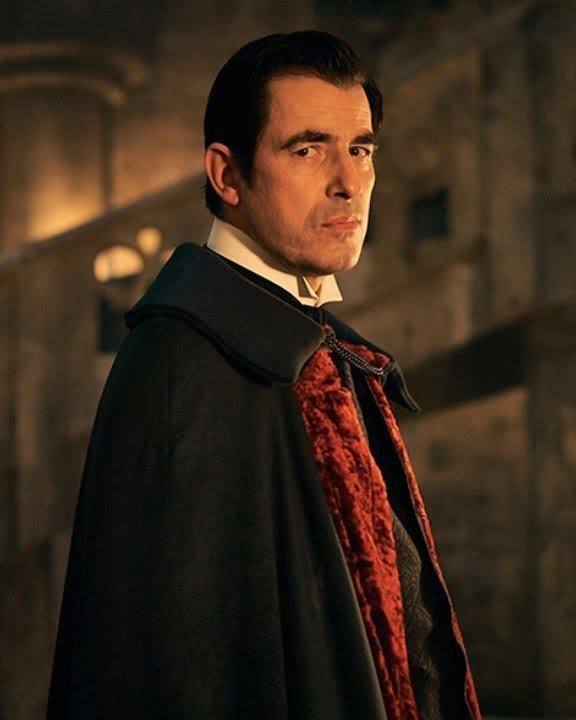 Страшилки от Netflix: 10 лучших мини‑сериалов