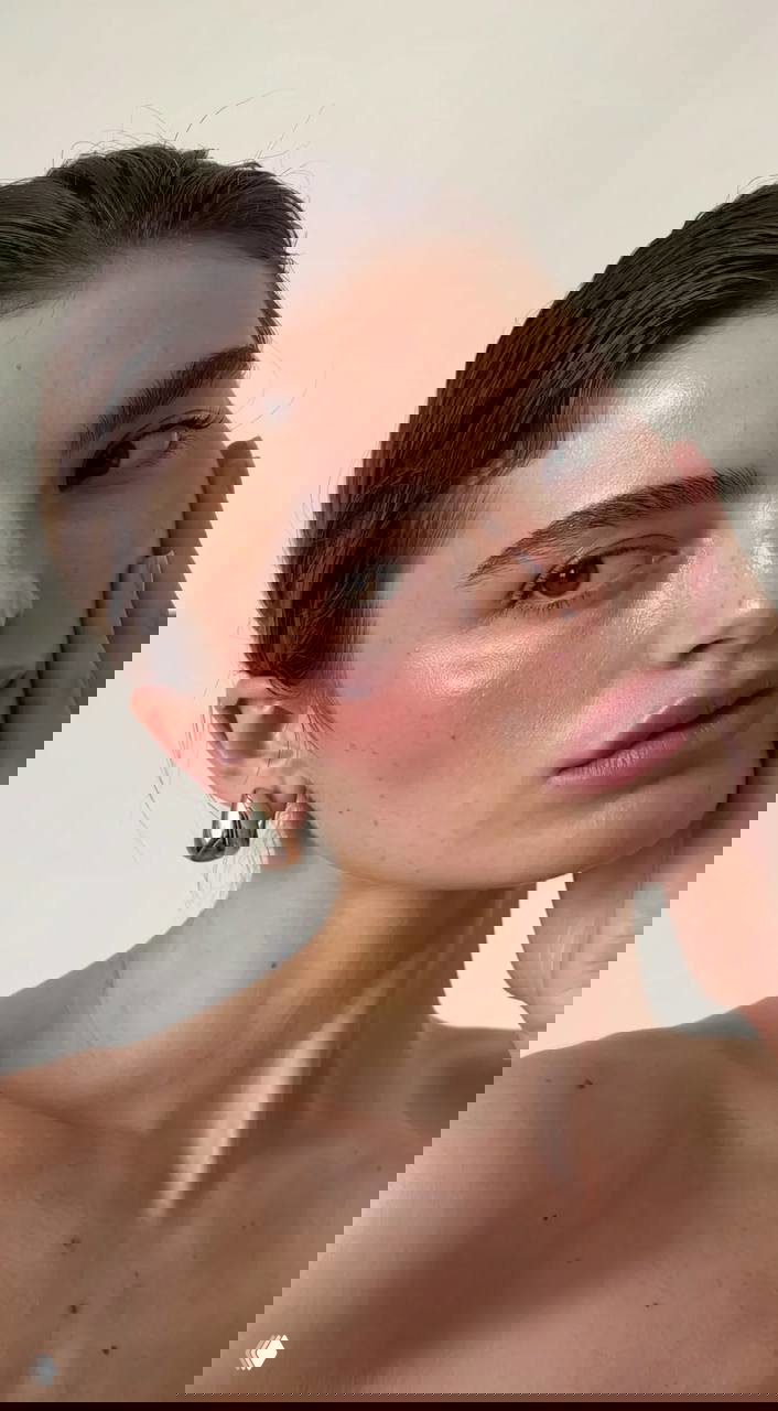 Тренд: макияж с акцентом на румяна