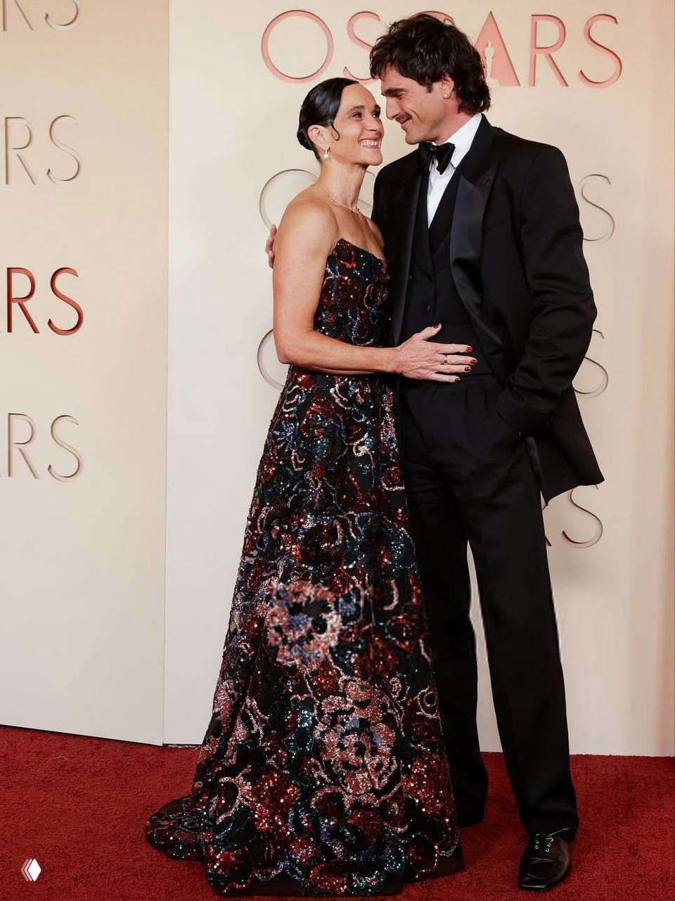 Джейкоб Элорди вышел на дорожку с мамой