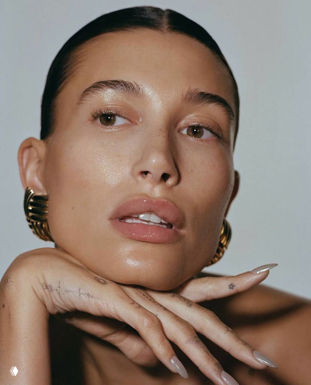 Хейли Бибер рассказала о косметологических процедурах