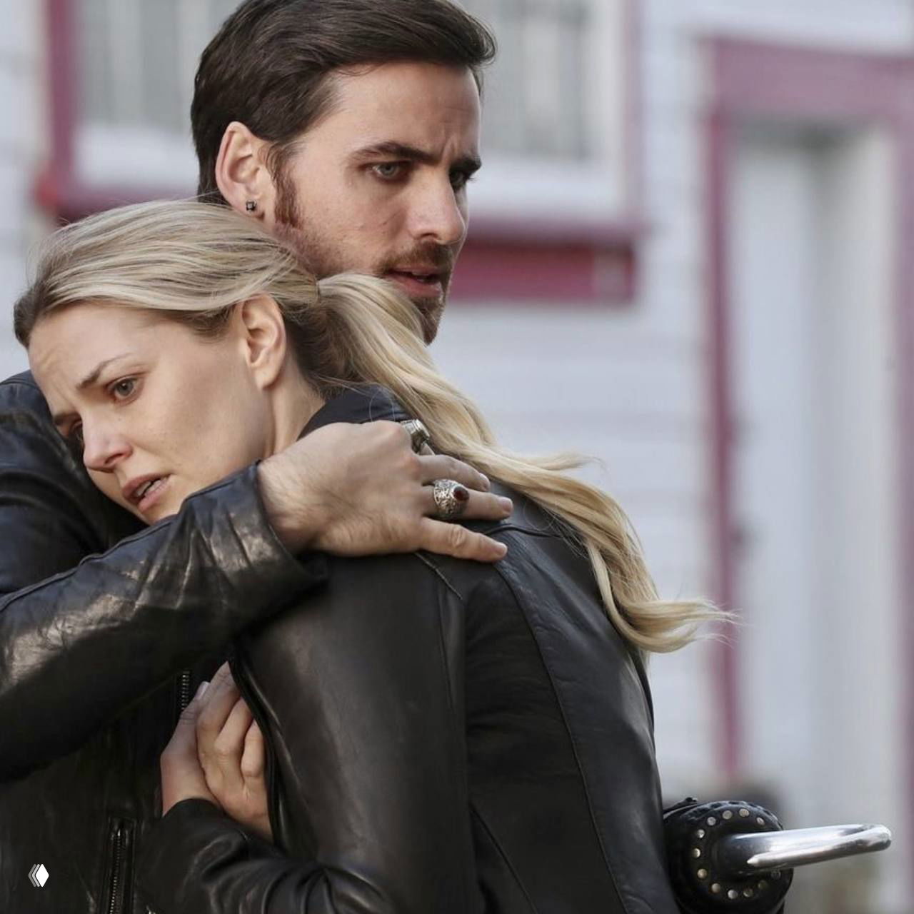 Эстетика отношений: Эмма Свон и Киллиан Джонс