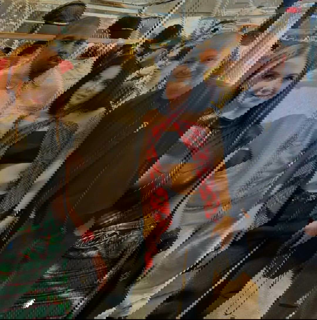 Необычная коллаборация в Токио с t.A.T.u., Рубчинским и Канье