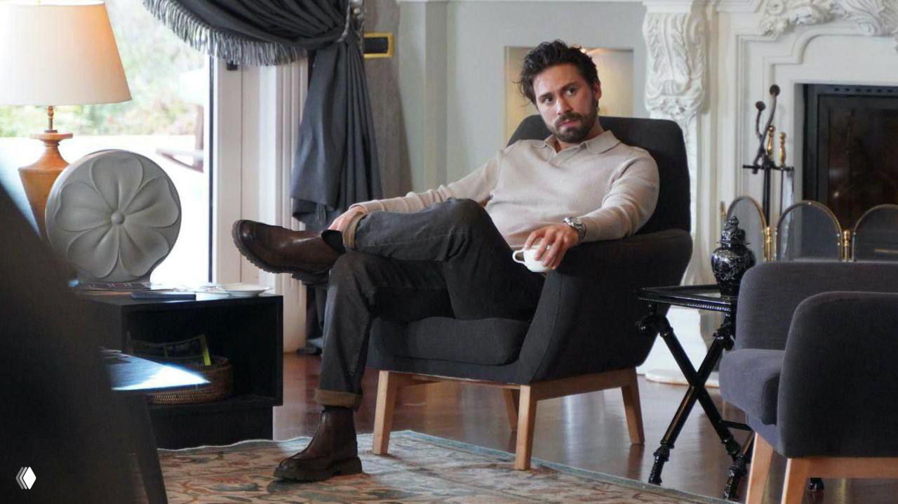 Таро Эмир Текин в своем новом сериале «Под одним дождем»