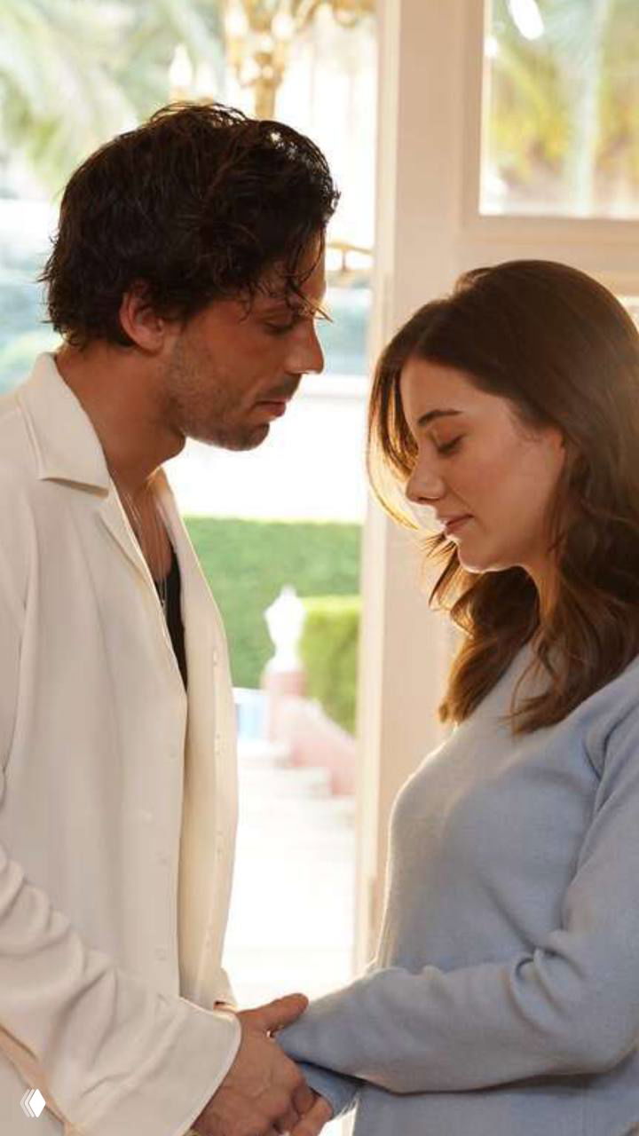 Эмре Алтуг прокомментировал уход Таро Эмира Текина