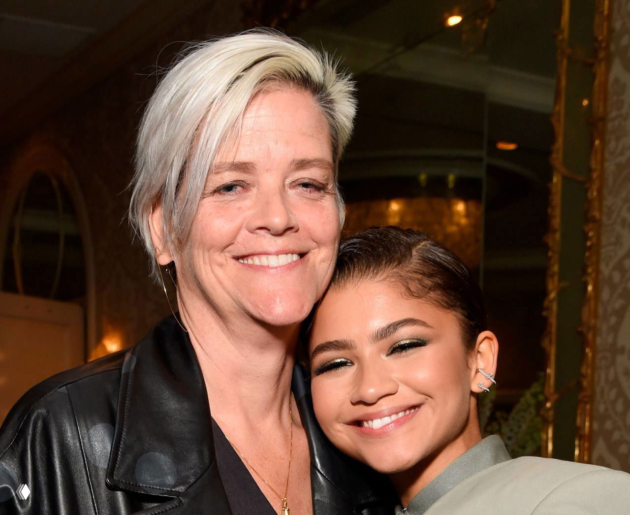 Мать Зендеи отреагировала на слухи о свадьбе дочери 👰🏼♀️