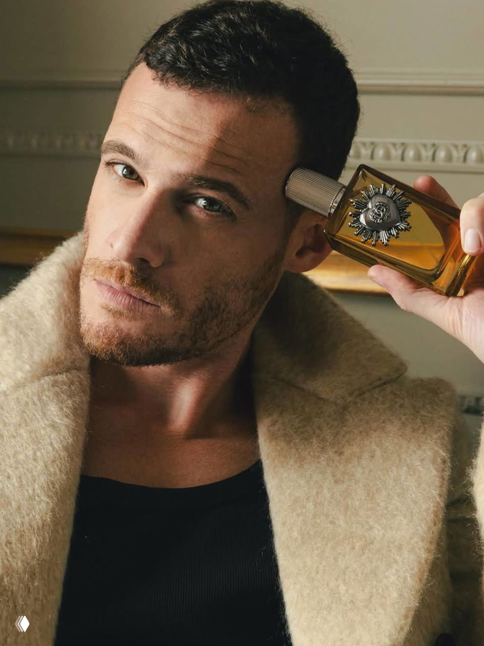 Новую девушку Керема Бюрсина сравнивают с Ханде Эрчел