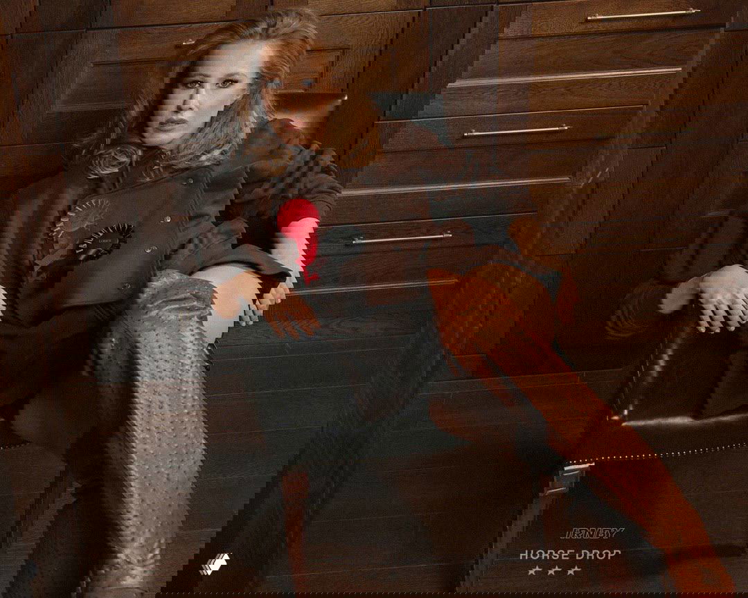 Фотосессия Собчак для IRNBY