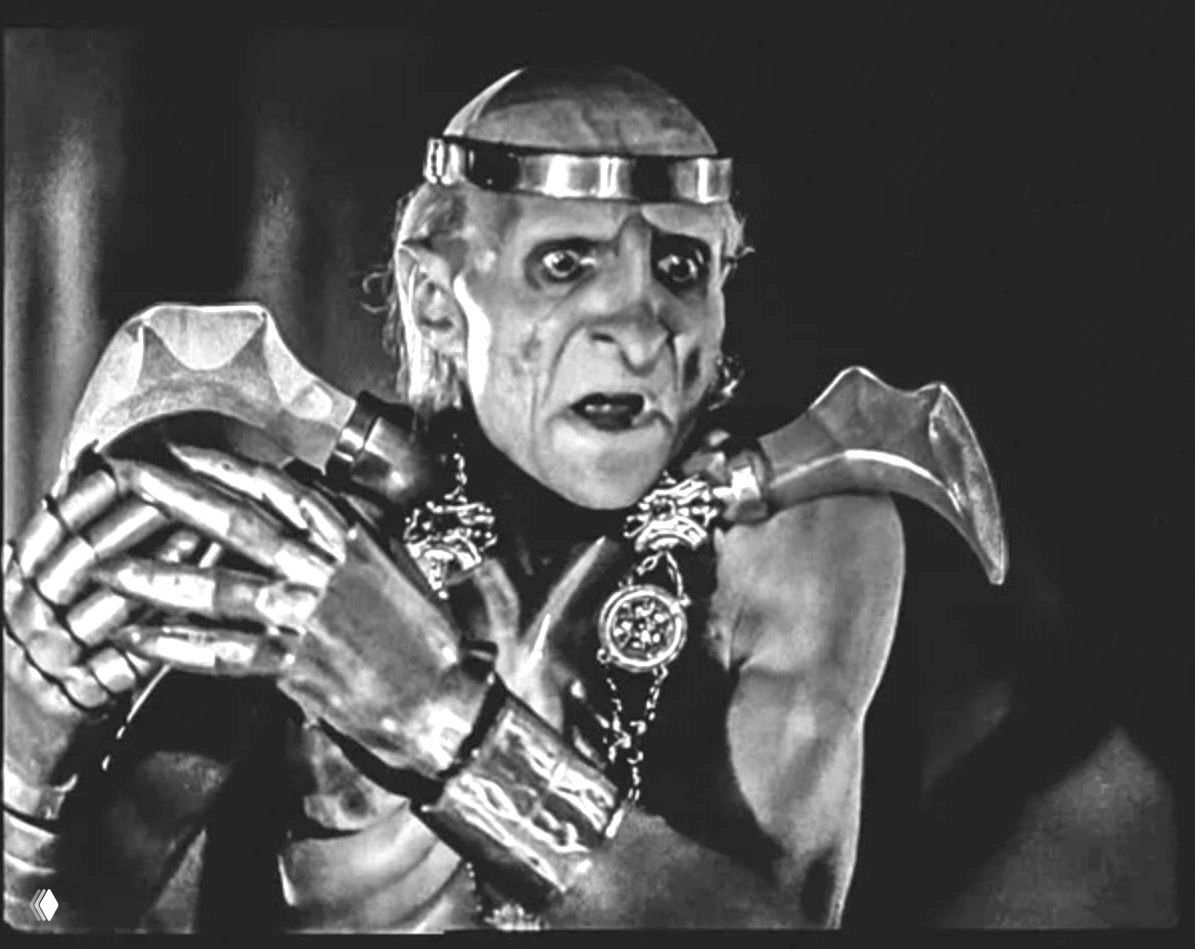 Кащей и дверь: образ денег и удерживания