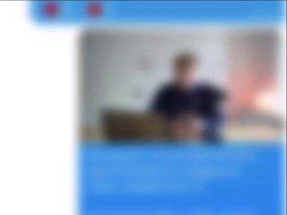 Превью — человек за ноутбуком на фоне комнаты и синий текстовый блок; обложка поста про достижение 100к/мес в Telegram.