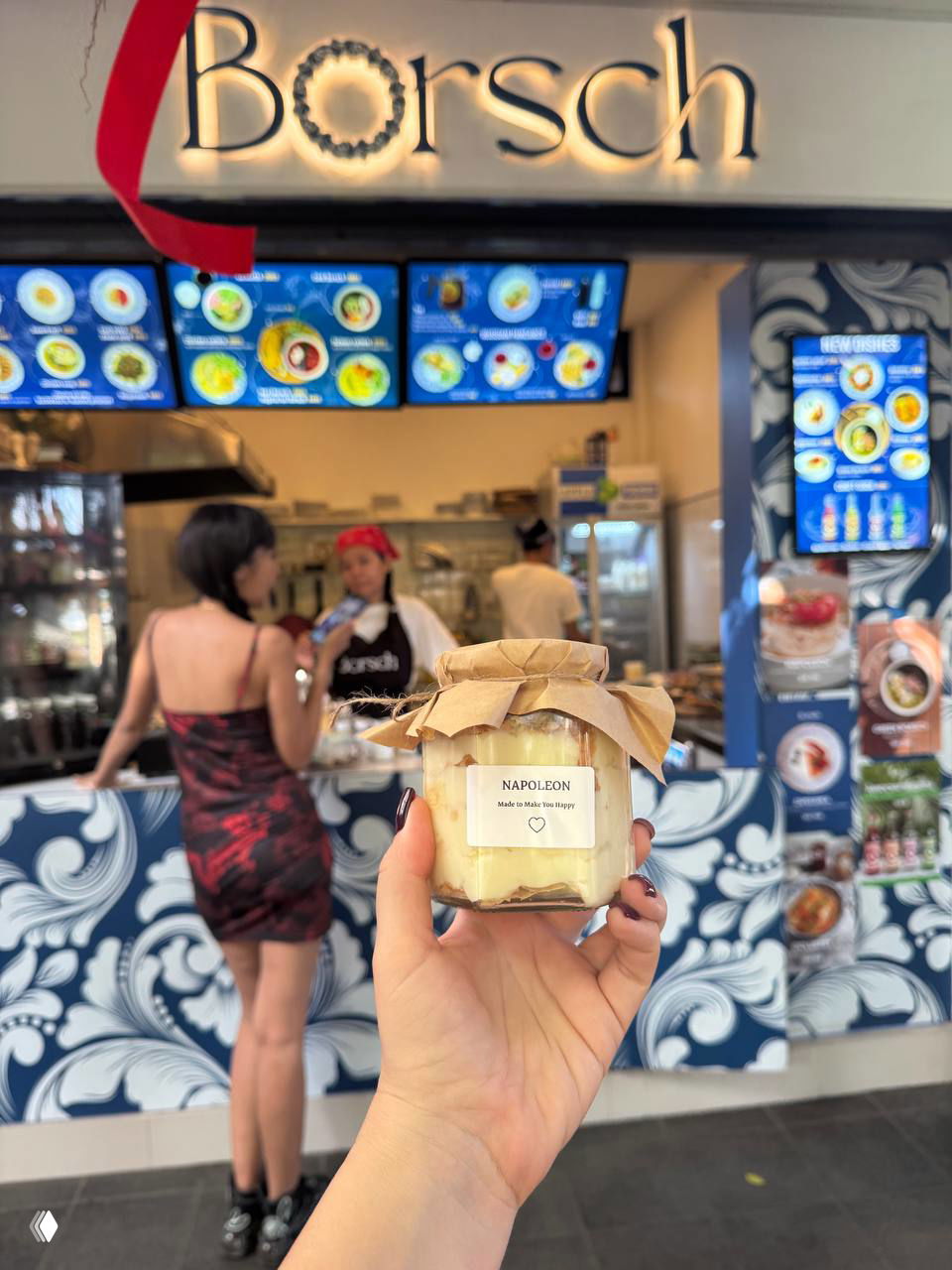 БОРЩ в Banyan Market — баночные салаты и Наполеон