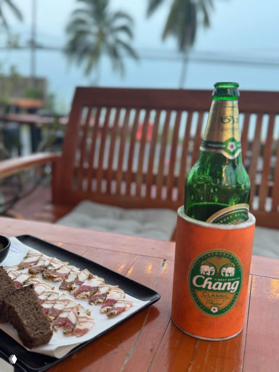 Вечер в Angel Plaza: шаурма Wave Club и La Spot