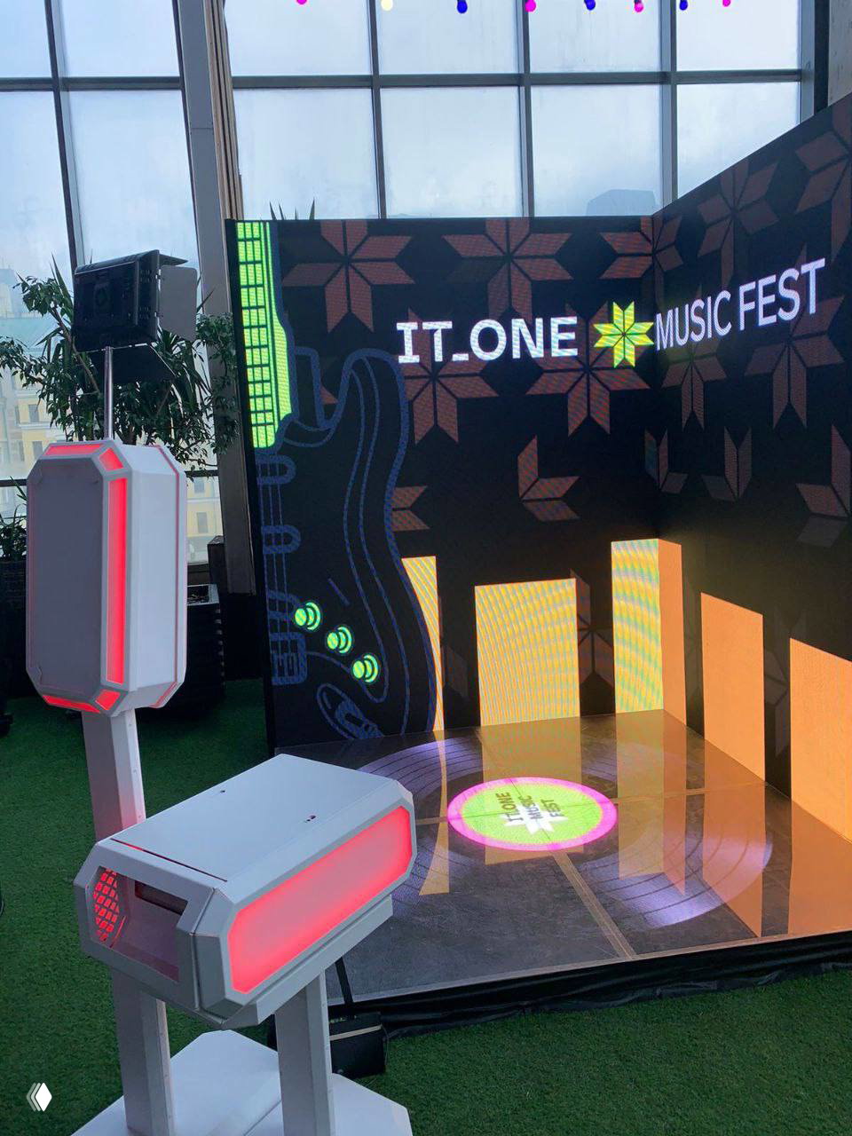 LED экран + фотостойка/GIF стойка МиксАп