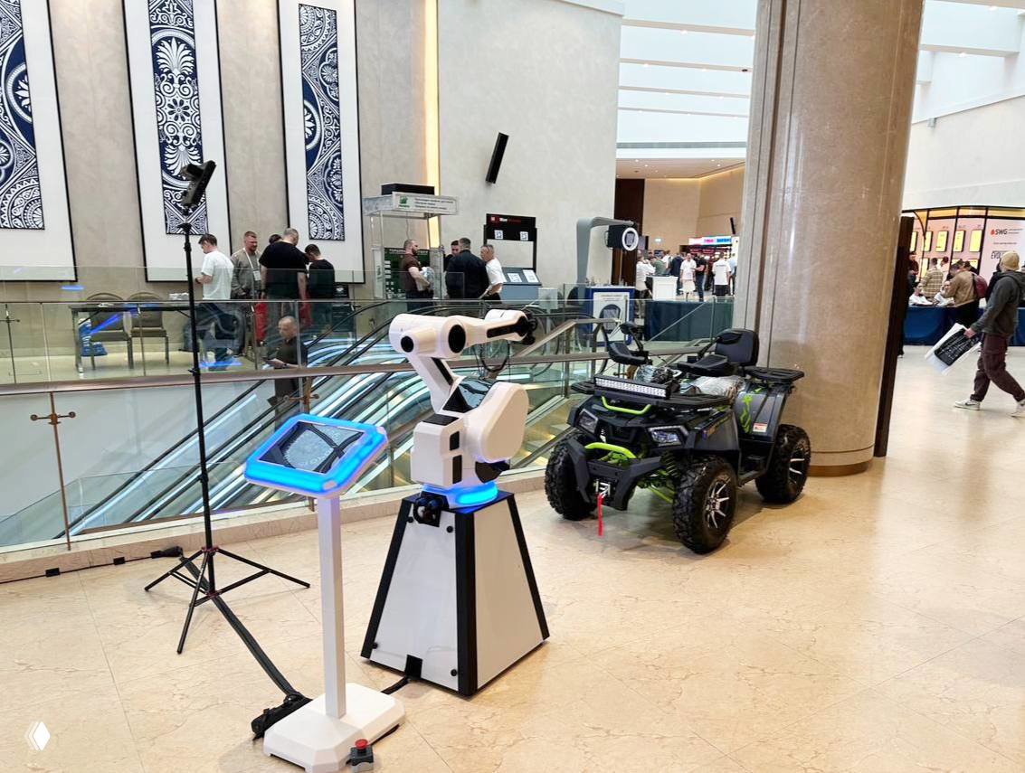 Гламбот — робот-рука для эффектных видео