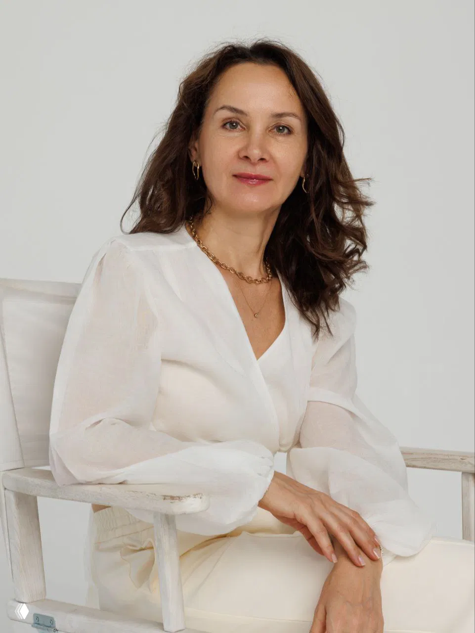 Сыворотка с гиалуронкой: наносить на слегка влажную кожу