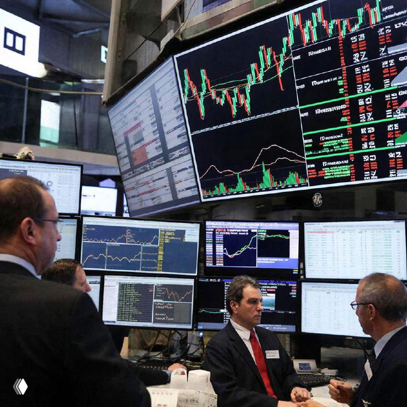 Валютные страсти: доллар на грани пропасти