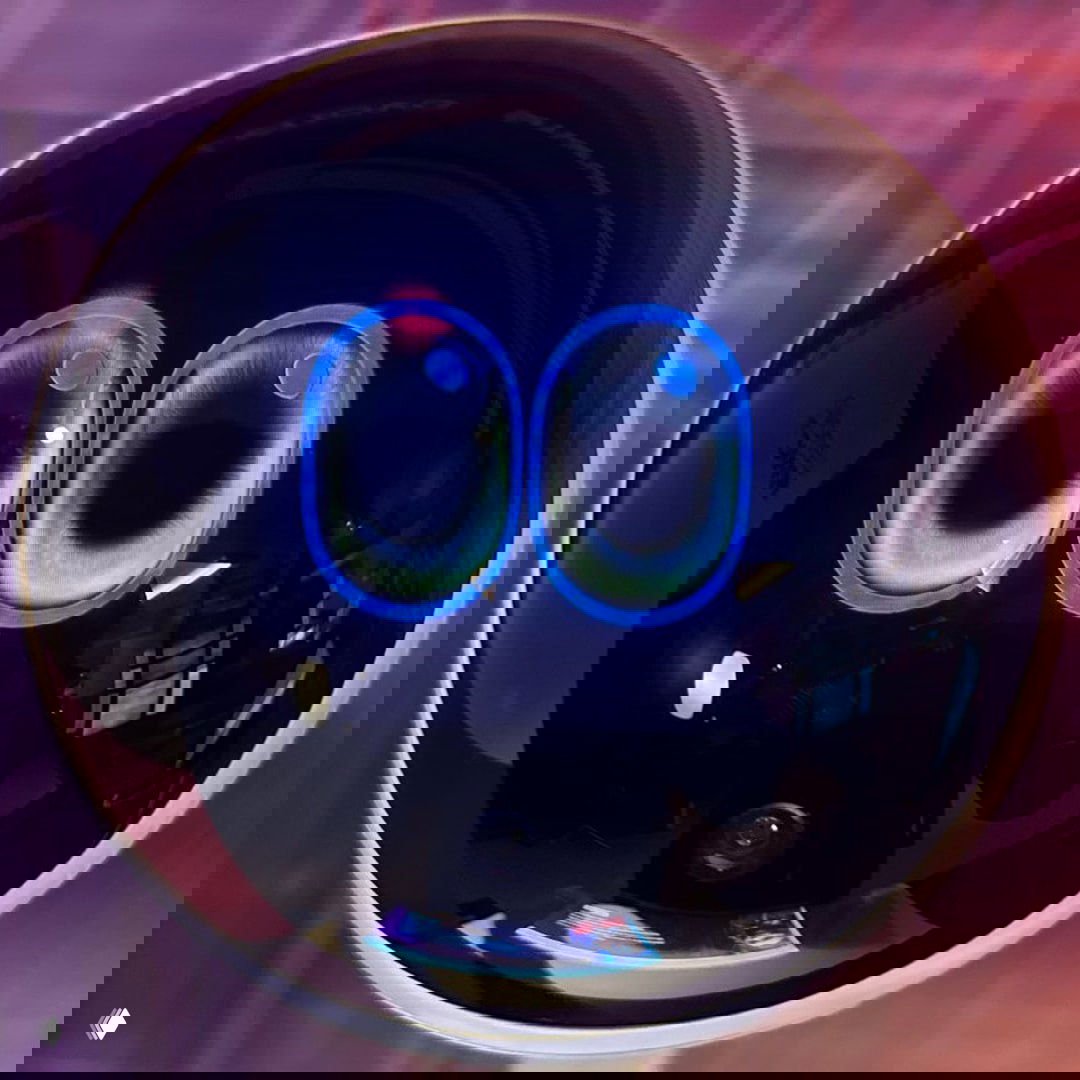 Lenovo — настольный робот‑компаньон