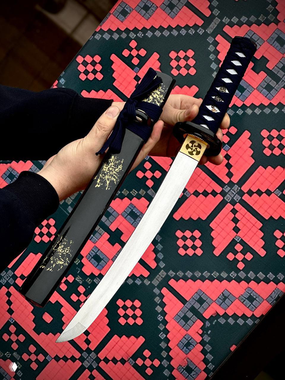 Вакидзаси — короткий японский меч, 30 см, сталь 9260