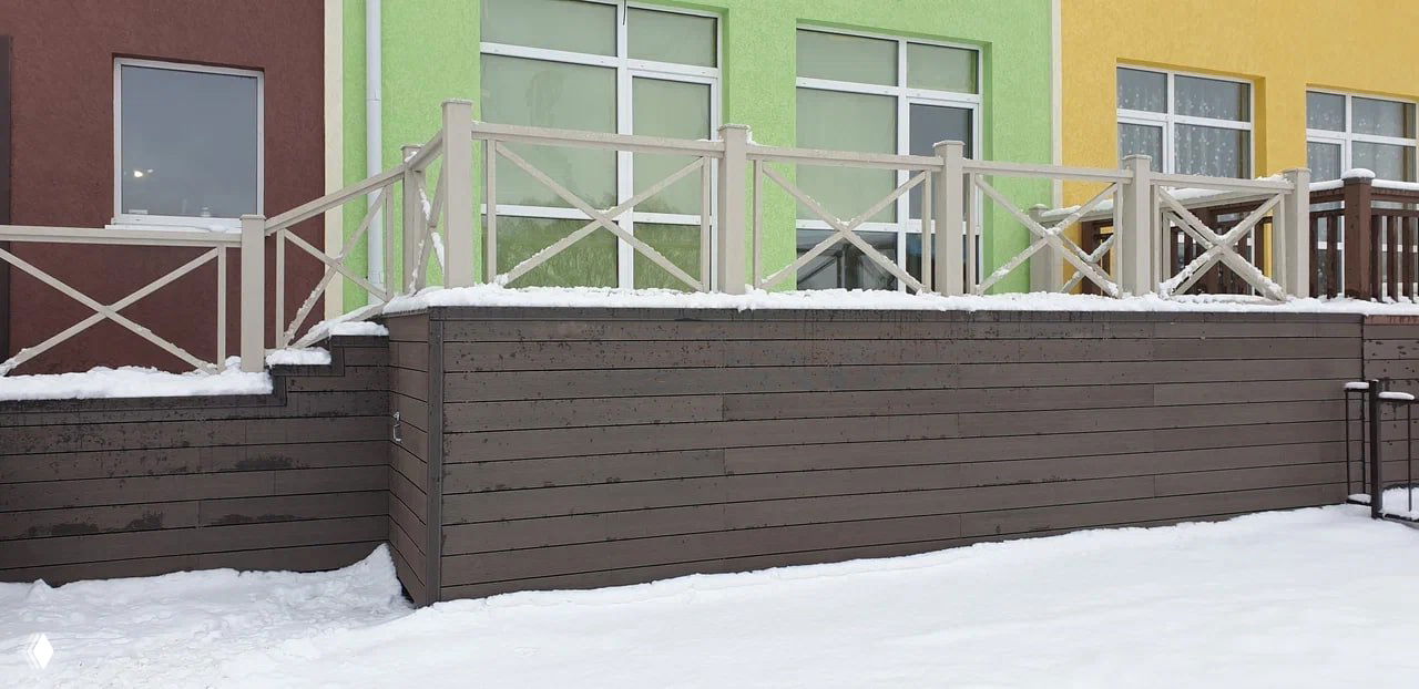 Думаете, строить на даче можно только летом?