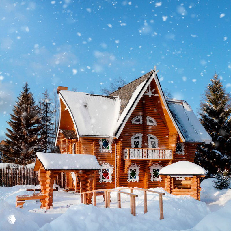 Деревянный загородный дом в сугробах с заснеженной крышей и елями вокруг, атмосферный зимний пейзаж — вариант размещения для однодневных туристических маршрутов в Костроме.