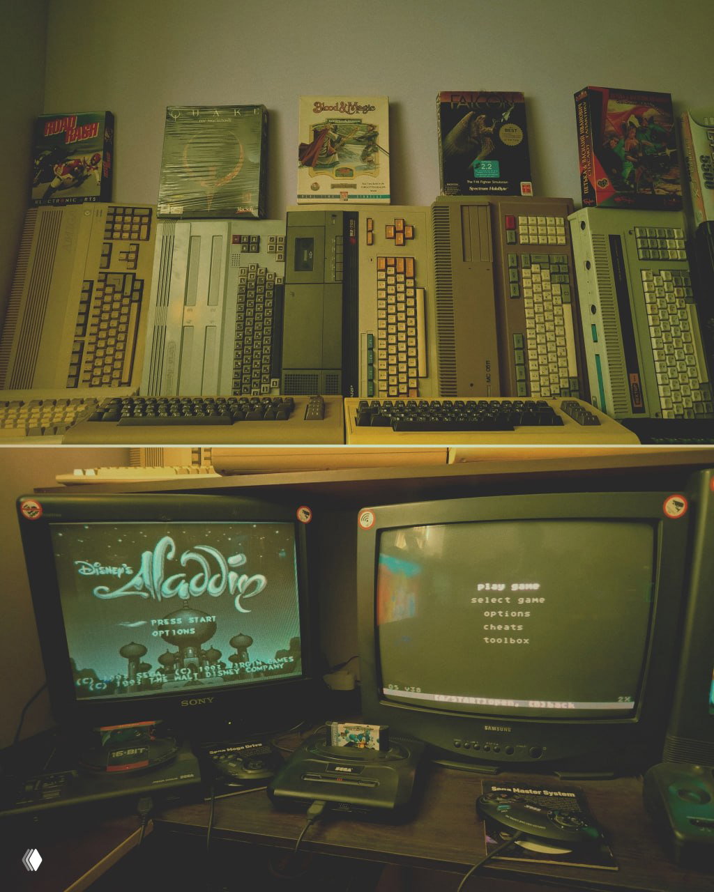 Полка с различными старыми компьютерами и коробками игр, под ними — два CRT-монитора с запущенными ретро-играми на экранах.