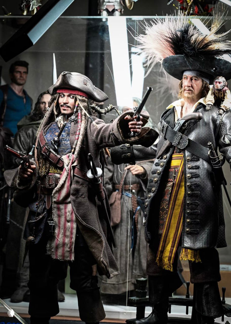 «А я слышу только крики чаек на гнездах»