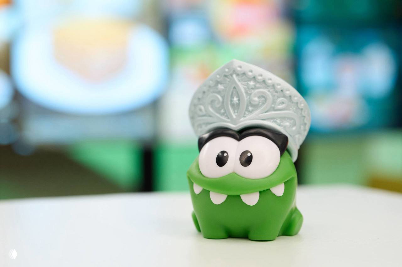 Ам Няша в серии фигурок от «Вкусно — и точка!»