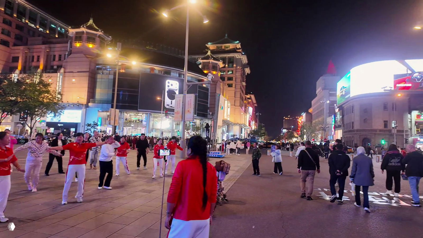 Ванфуцзин в Пекине: шопинг и витрины