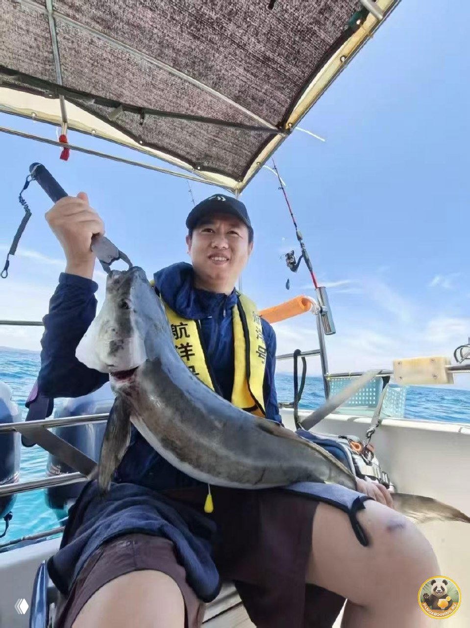 Морская рыбалка на чартере с русскоговорящим гидом