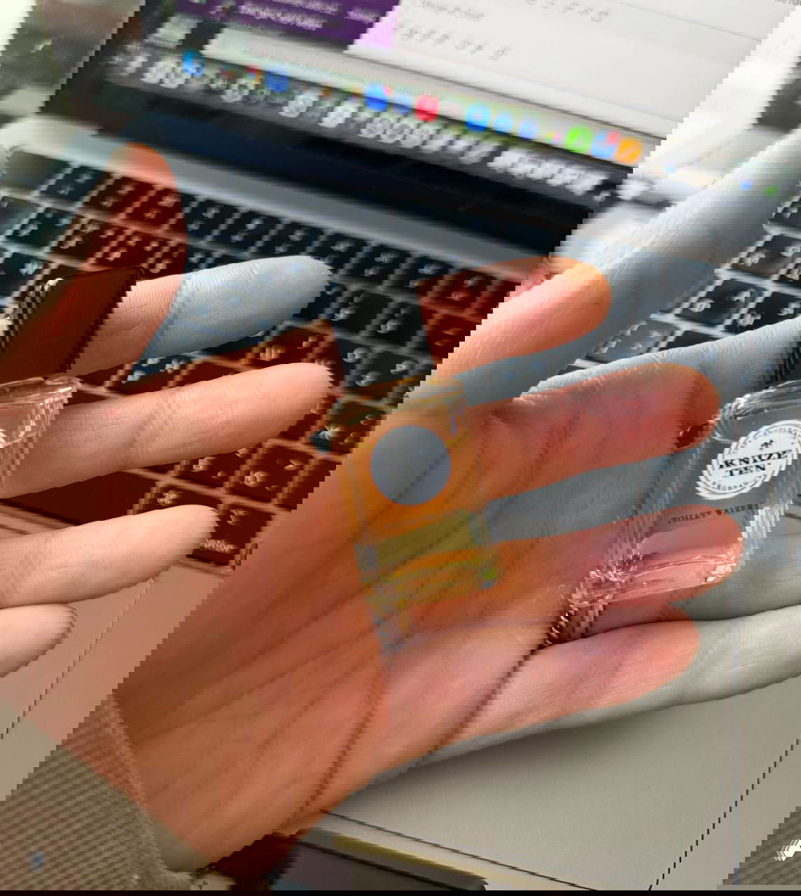 Knize ten — мой взгляд на гвоздичный одеколон