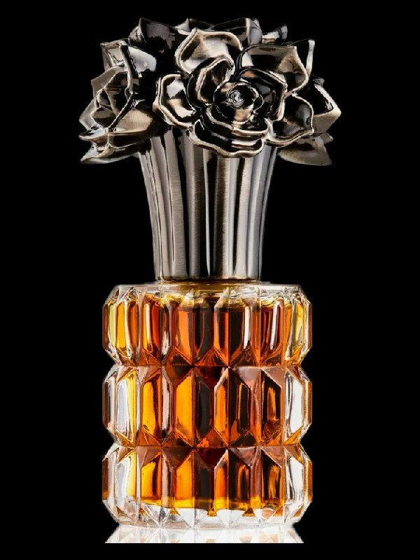 Under Which Rivers Flow — Fort & Manle: флакон и пирамида