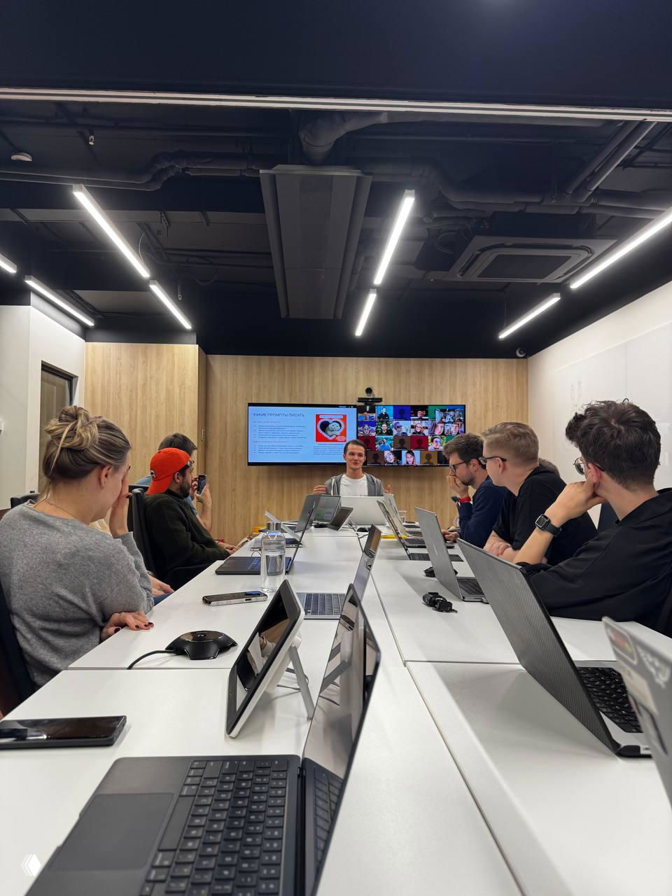 Планы на неделю: холивар про ИИ‑репетиторов и продактов