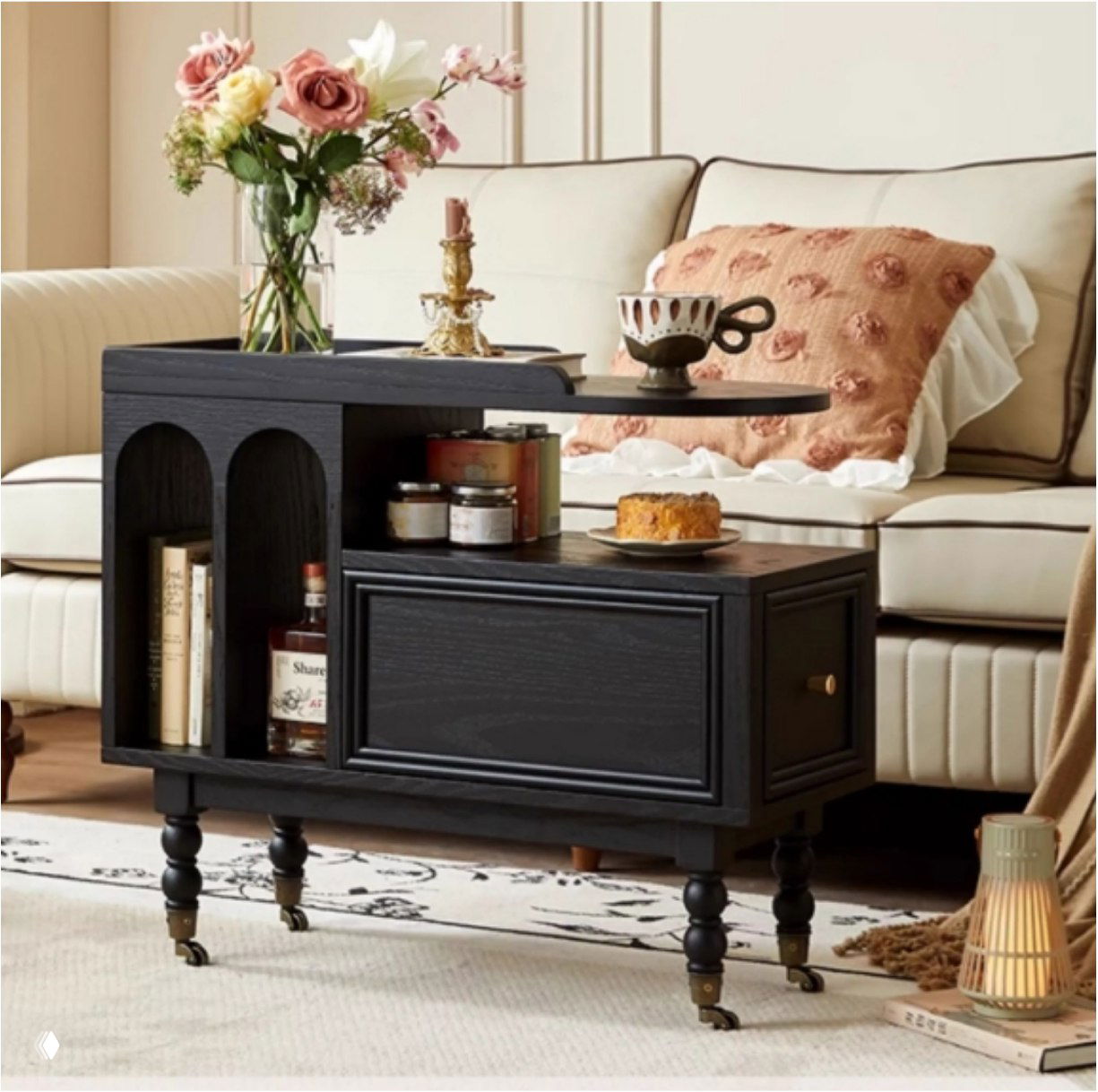 Сервировочный столик из массива дуба