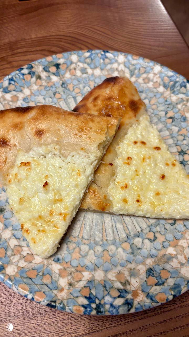 Тамада культур‑мультур — кафе с тостами и хачапури