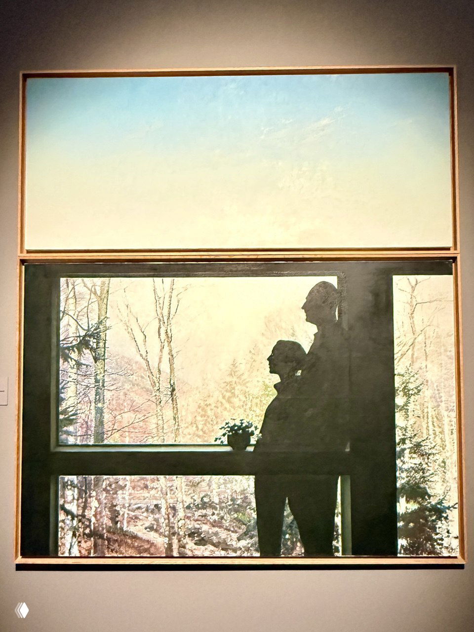 Живописное полотно с композицией: окно, силуэты людей и лесной пейзаж внизу — спокойный интерьерный мотив с глубокой перспективой.