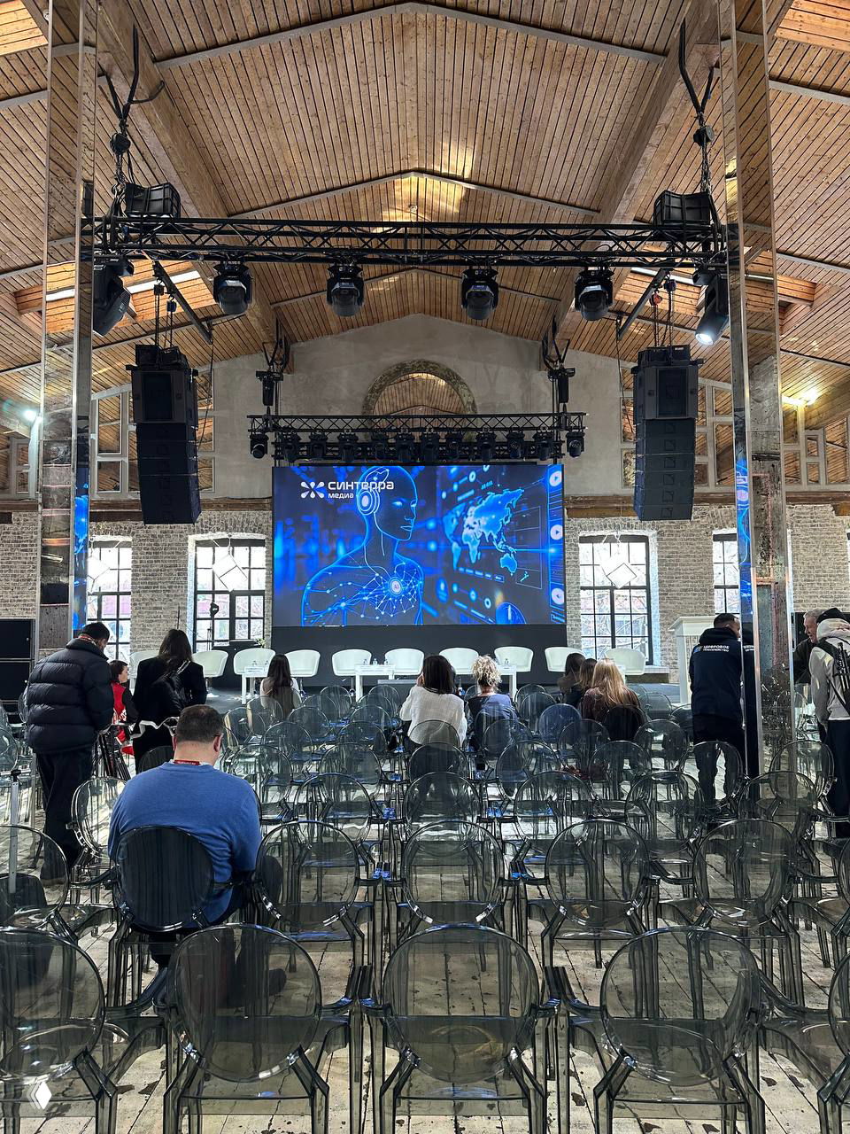 Несколько фото с форума CSTB.PRO.MEDIA