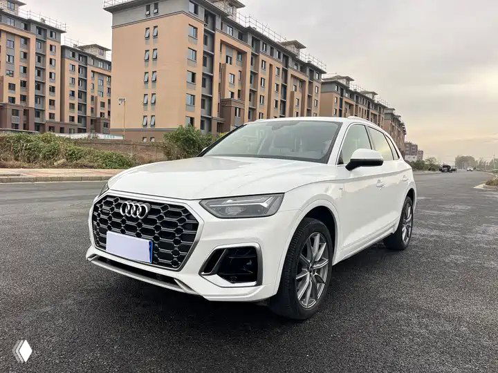 Audi Q5L 40 T Fashion Dynamic (2023) — до Краснодара