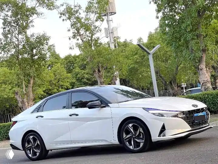 Машины из Китая до 1.8 млн — варианты под ключ