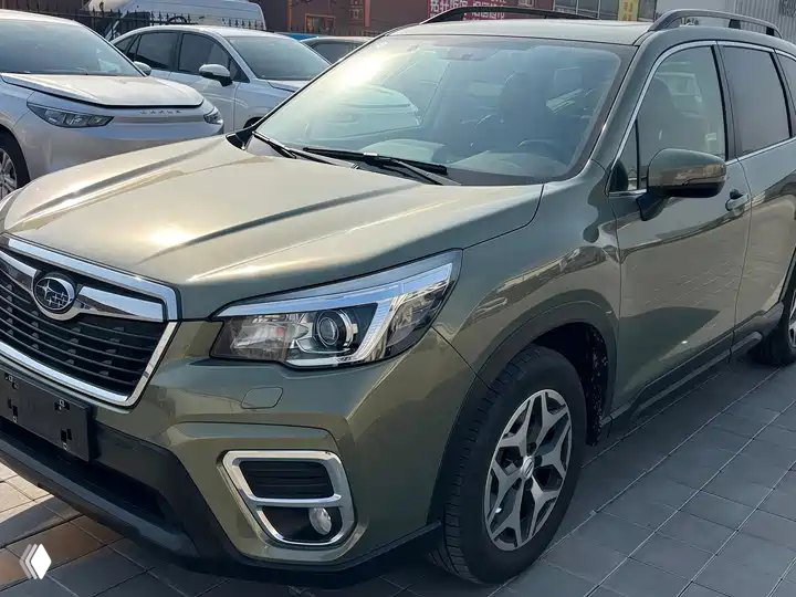 Subaru Forester 2.0i AWD EyeSight, 2022 — из Китая
