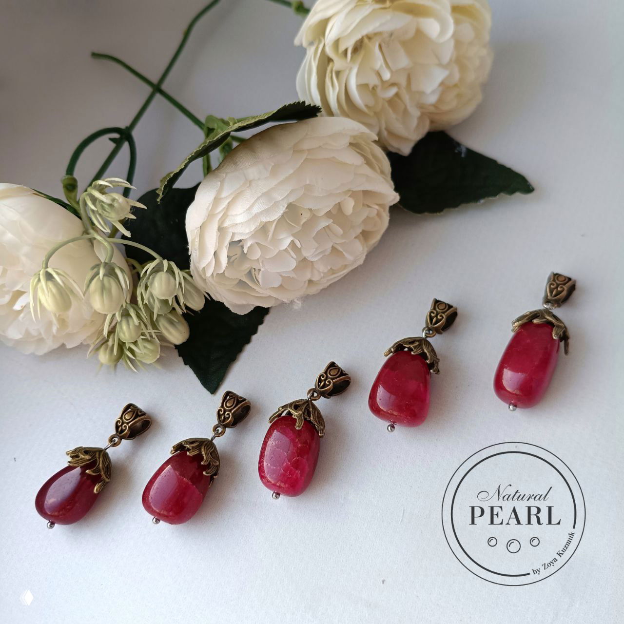 Индийские 'рубины' в кулонах Natural Pearl