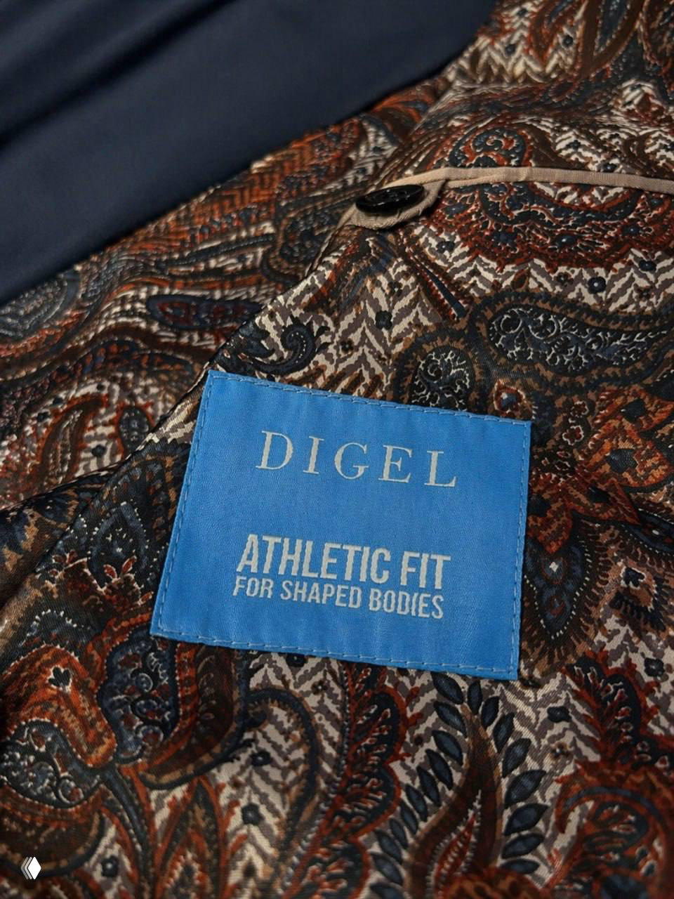 DIGEL Athletic Fit — костюмы для атлетичной фигуры