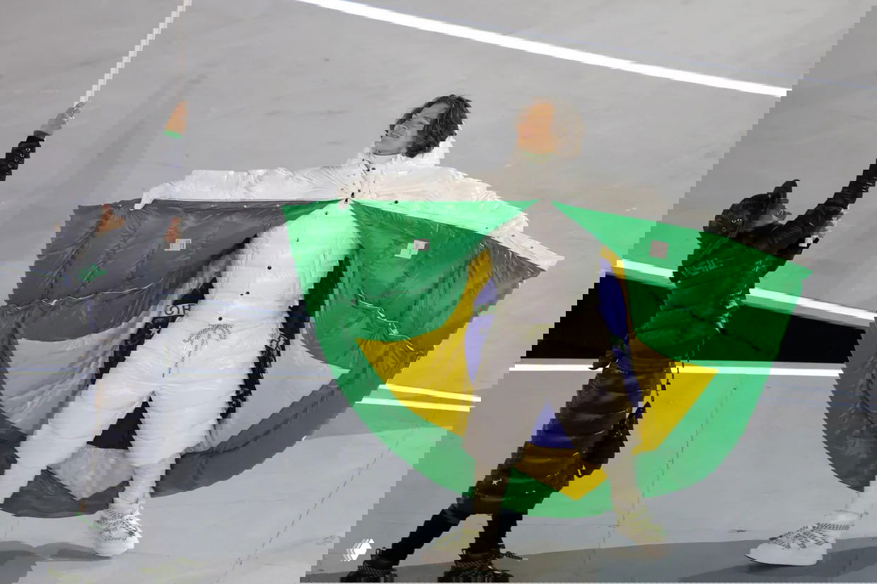 Яркие наряды на Олимпиаде и победа Лоллобриджиды