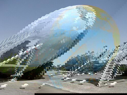 Передвижной дом‑глобус шейха Хамада