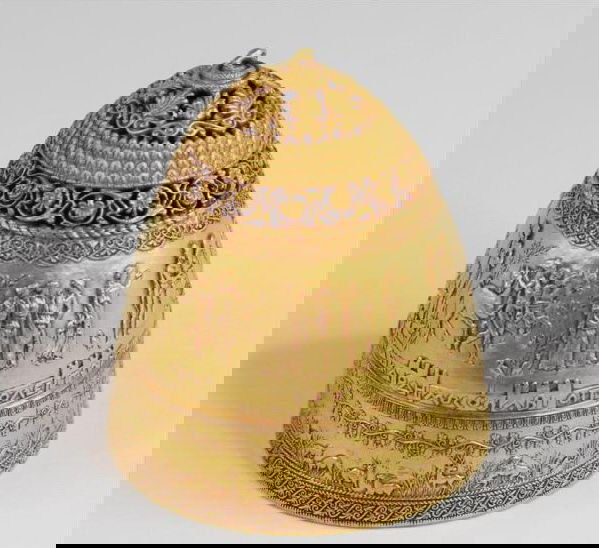 Тиара‑шлем Рахумовского: история подделки в Лувре