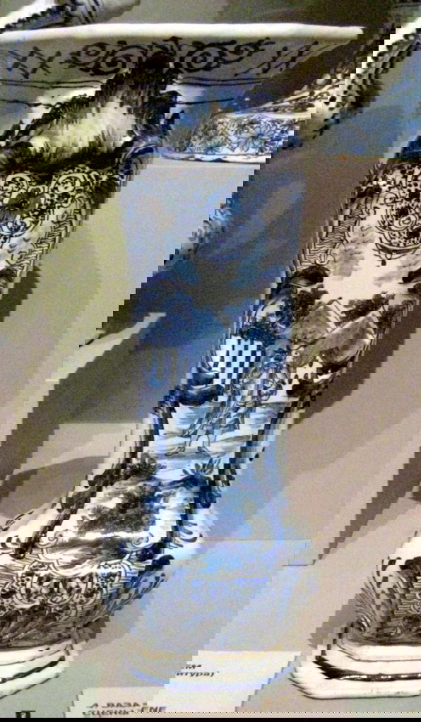 Кто начал подделывать фарфор: Китай или Европа?